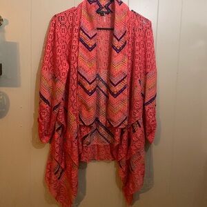 Women’s M lace and ruffle cover, jacket